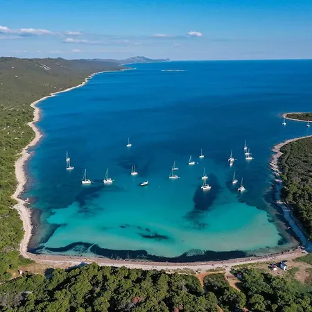 Vila Niki Soline (Dalmatia)